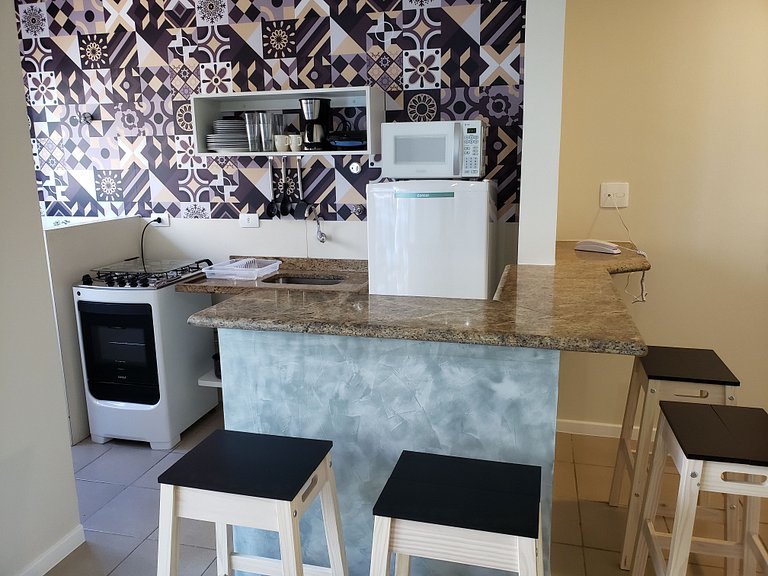 Flat 01 Quadra Praia Pitangueiras Cap.Varam 2114