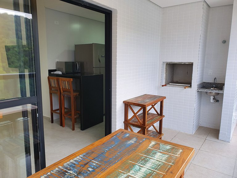 Flat 01 Quadra Praia Pitangueiras Cap.Varam 5151