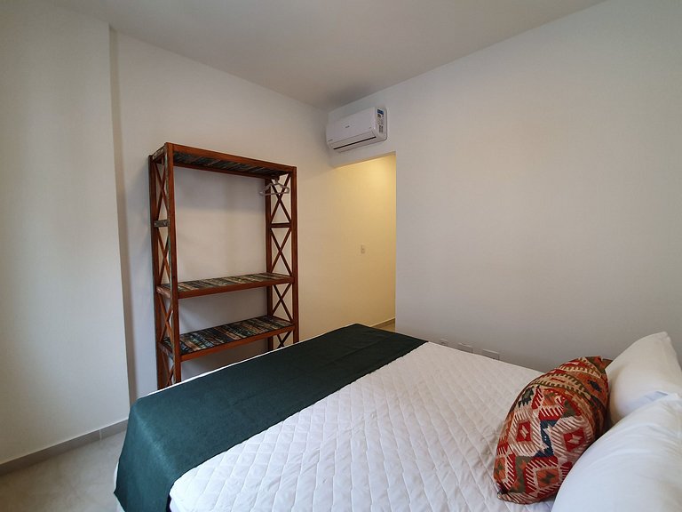 Flat 01 Quadra Praia Pitangueiras Cap.Varam 5161