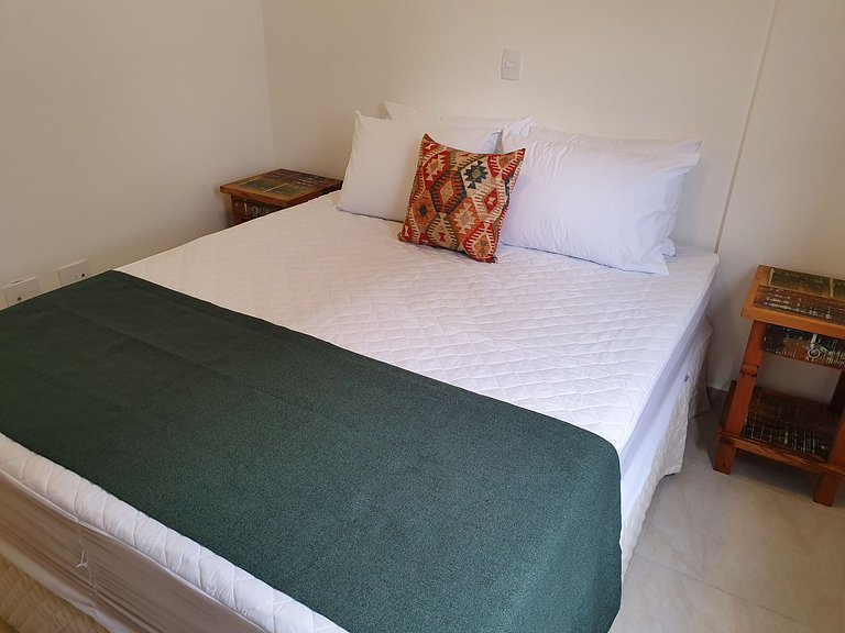 Flat 01 Quadra Praia Pitangueiras Cap.Varam 5151