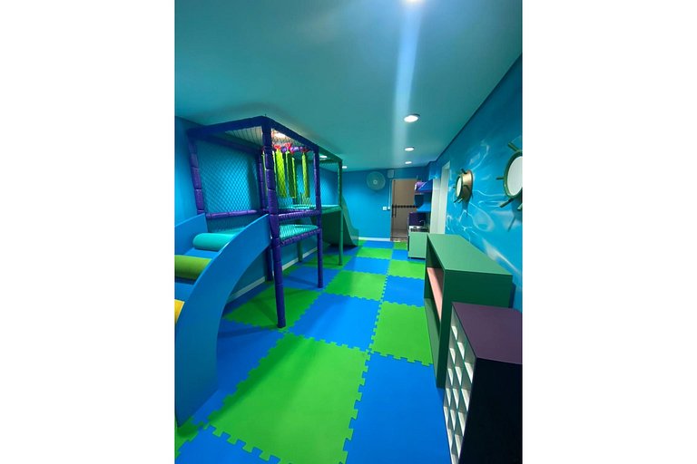 Flat 01 Quadra Praia Pitangueiras Cap.Varam 4132