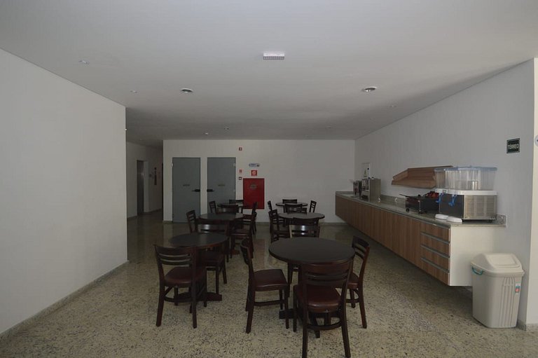Flat 01 Quadra Praia Pitangueiras Cap.Varam 4132