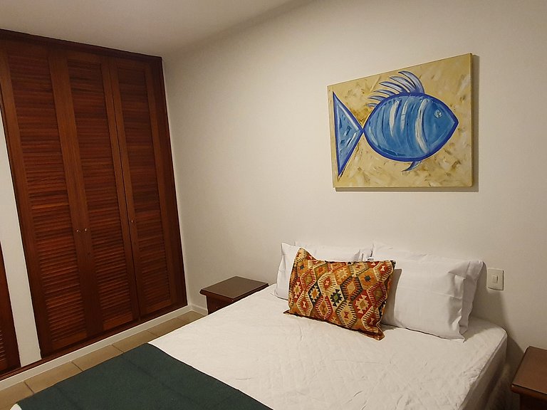 Flat 01 Quadra Praia Pitangueiras Cap.Varam 3092