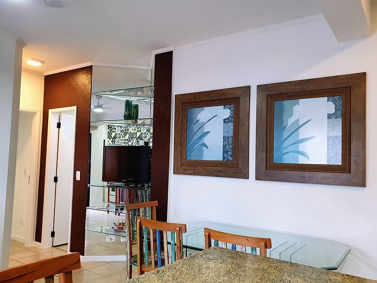 Flat 01 Quadra Praia Pitangueiras Cap.Varam 2151