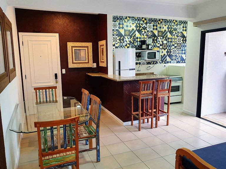 Flat 01 Quadra Praia Pitangueiras Cap.Varam 2151