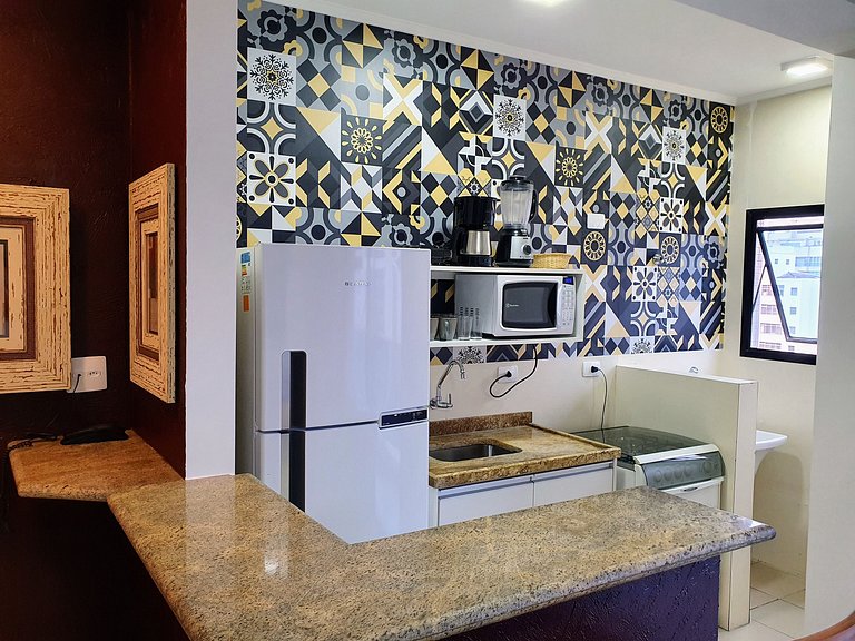 Flat 01 Quadra Praia Pitangueiras Cap.Varam 2151