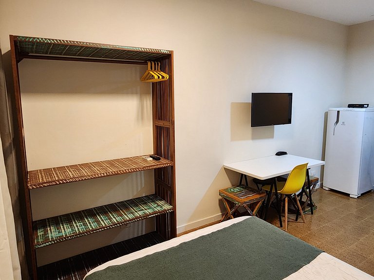 Flat 01 quadra praia pitangueiras Boulevard 1812