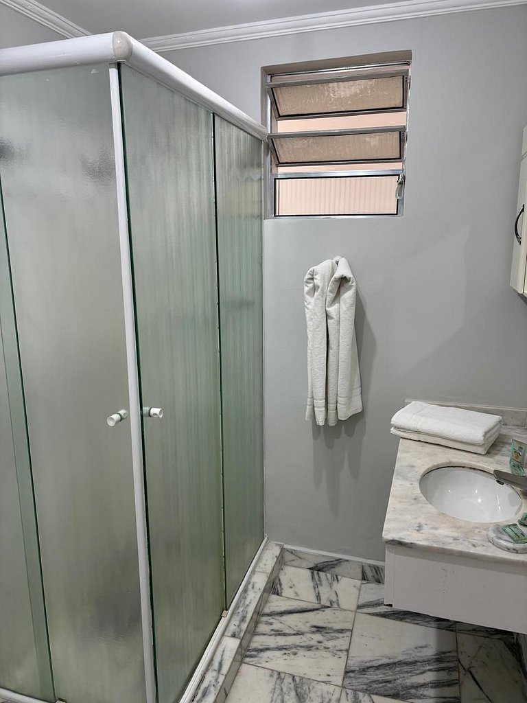 hotel frente ao mar enseada - delphin 217
