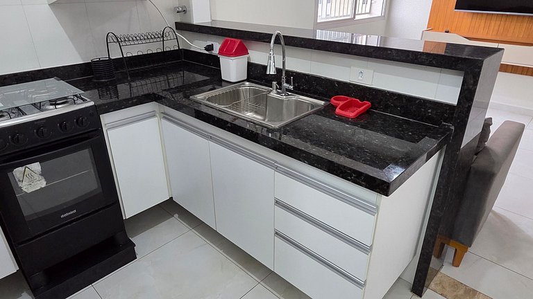 Flat 01 quadra praia pitangueiras Boulevard 1401
