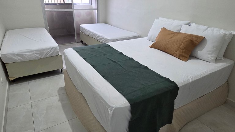 Flat 01 quadra praia pitangueiras Boulevard 1401