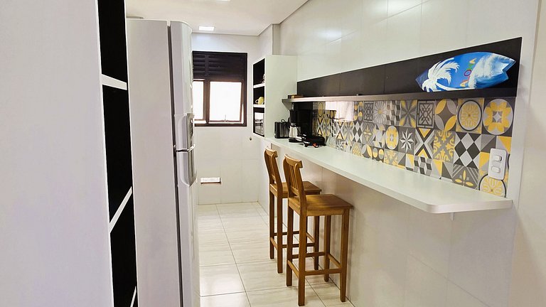 flat 01 quadra praia pitangueiras cap.varam 5123