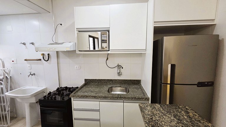Flat 01 Quadra Praia Pitangueiras Cap.Varam 4122