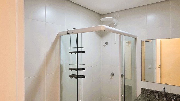 Flat 01 Quadra Praia Pitangueiras Cap.Varam 4122