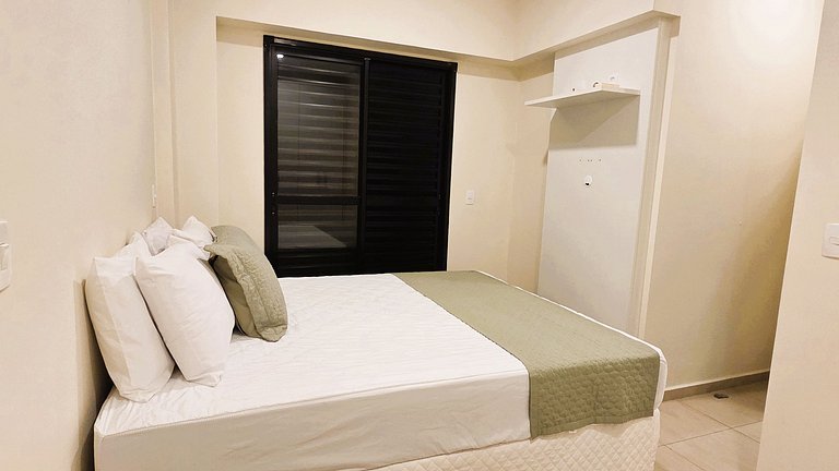 Flat 01 Quadra Praia Pitangueiras Cap.Varam 4132